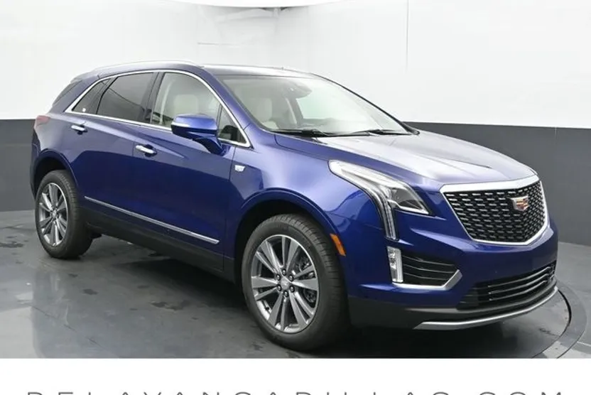 2025 Cadillac XT5 Premium Luxury photo 1