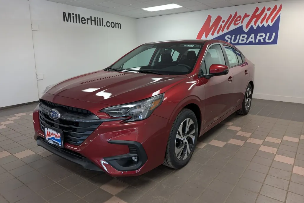 2025 Subaru Legacy Premium photo 1