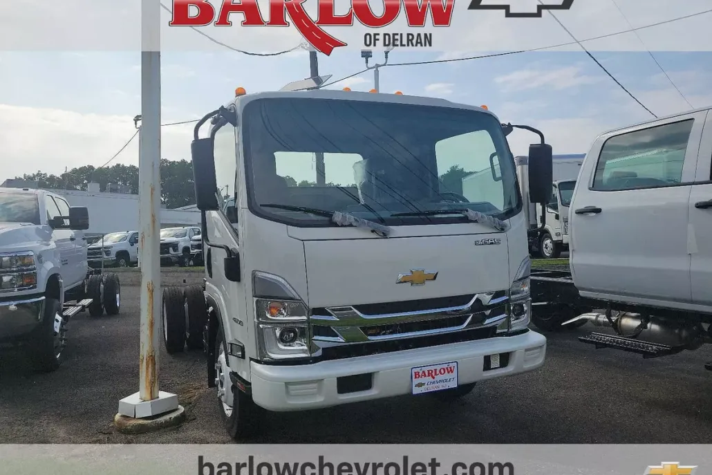 2024 Chevrolet Silverado 4500HD photo 1