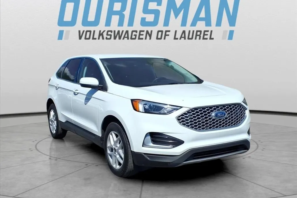 2024 Ford Edge SEL photo 1