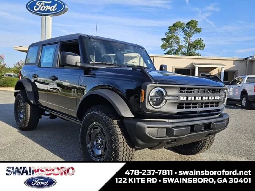 2025 Ford Bronco Base photo 1