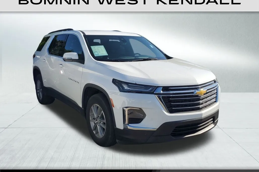 2023 Chevrolet Traverse Leather photo 1