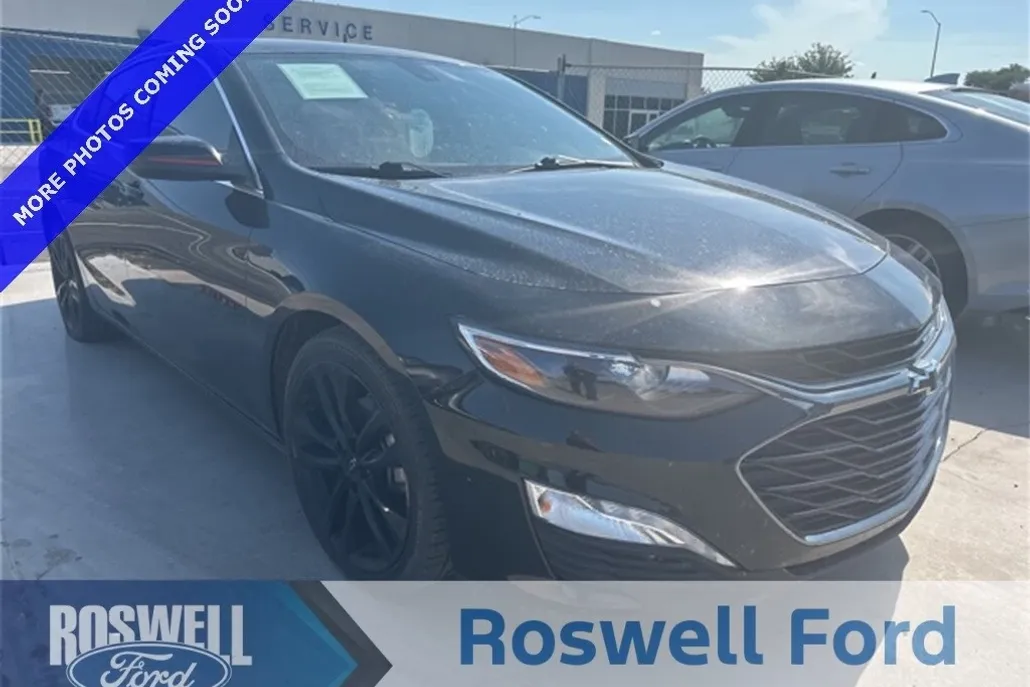 2021 Chevrolet Malibu 1LT photo 1