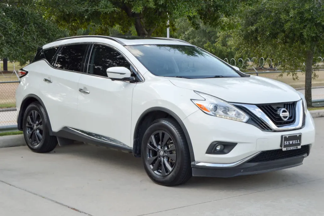 2017 Nissan Murano SV photo 1