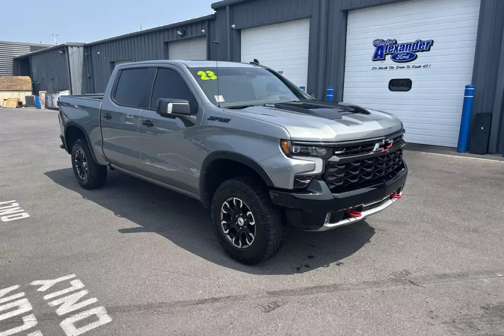 2023 Chevrolet Silverado 1500 ZR2 photo 1