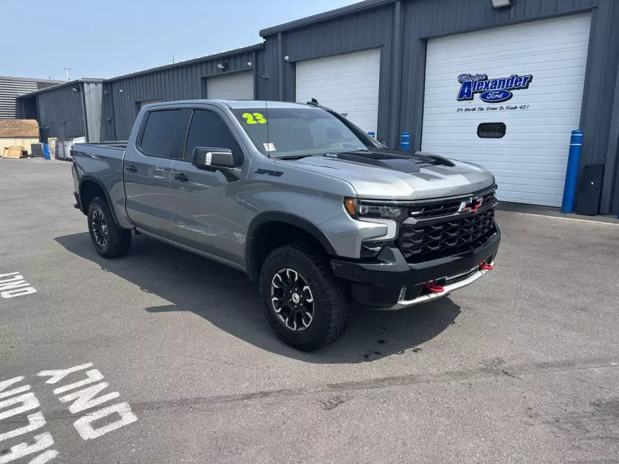 2023 Chevrolet Silverado 1500 ZR2 photo 1