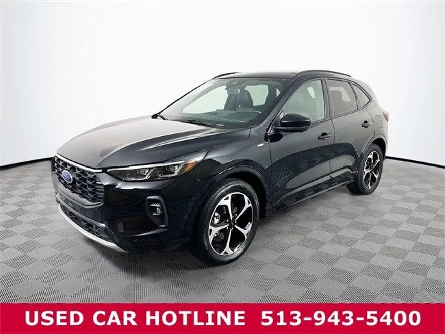 2024 Ford Escape ST-Line Elite photo 1