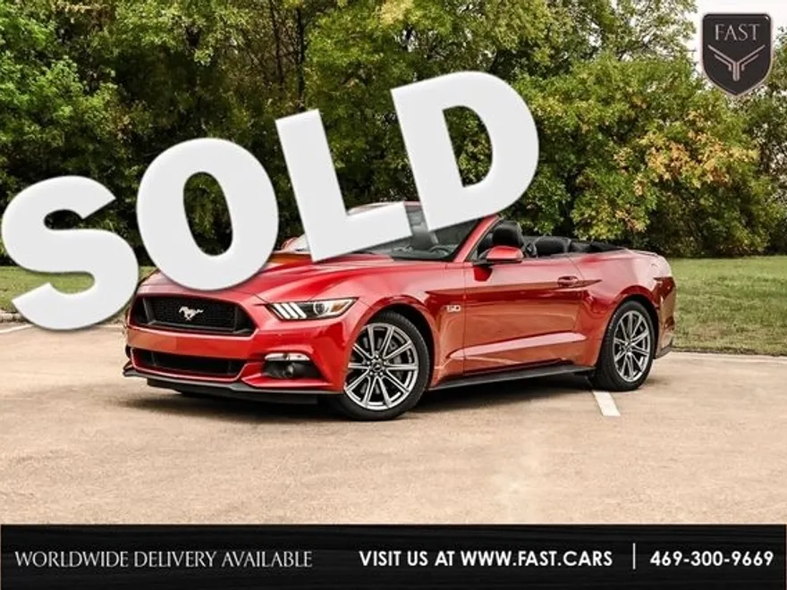 2016 Ford Mustang GT Premium photo 1