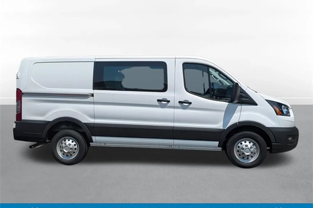2023 Ford Transit photo 1