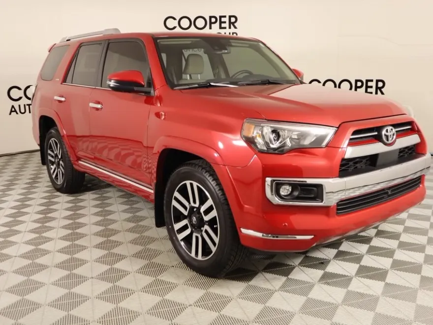 2024 Toyota 4Runner Limited photo 1