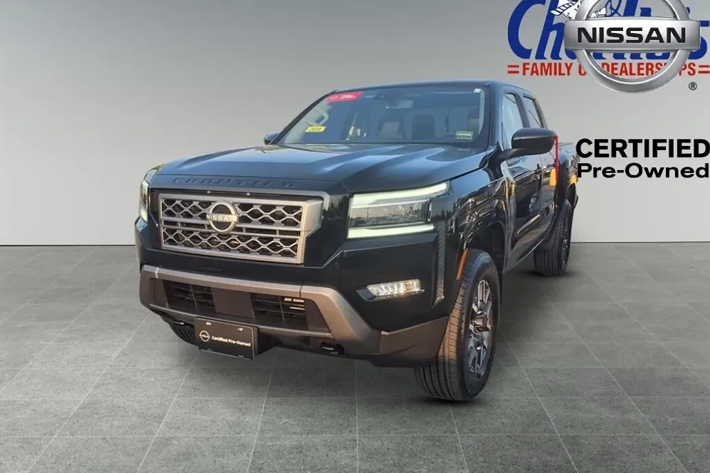 2024 Nissan Frontier photo 1