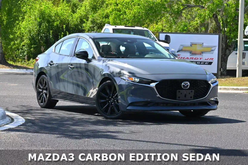 2023 Mazda Mazda3 2.5 s Carbon photo 1