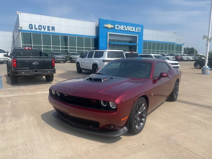 2022 Dodge Challenger R/T Scat Pack photo 1