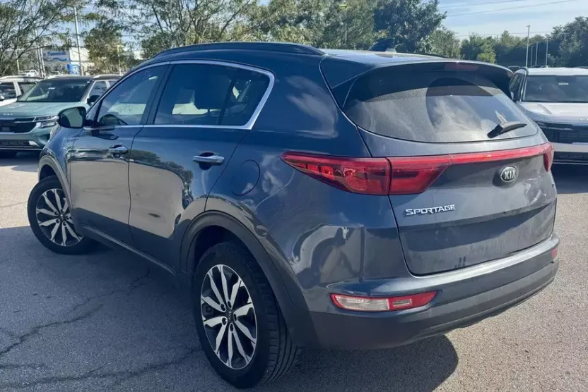 2019 Kia Sportage EX photo 1