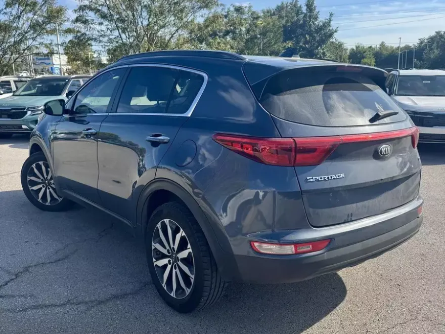 2019 Kia Sportage EX photo 1