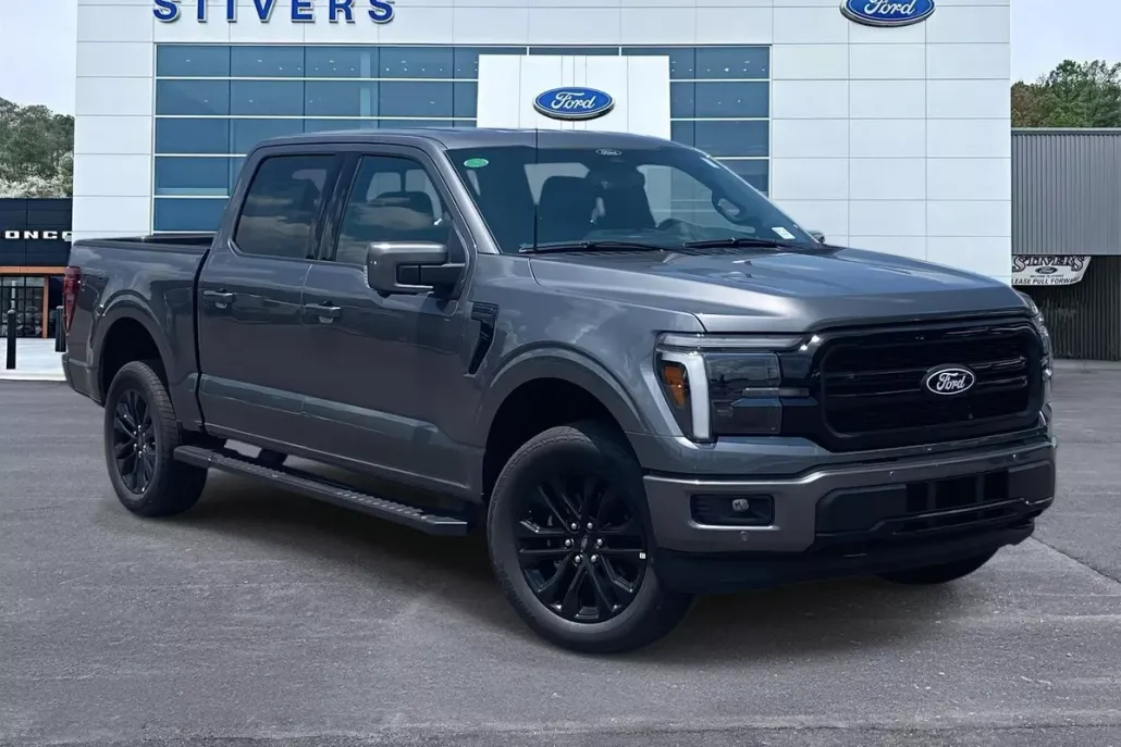 2025 Ford F-150 Lariat photo 1