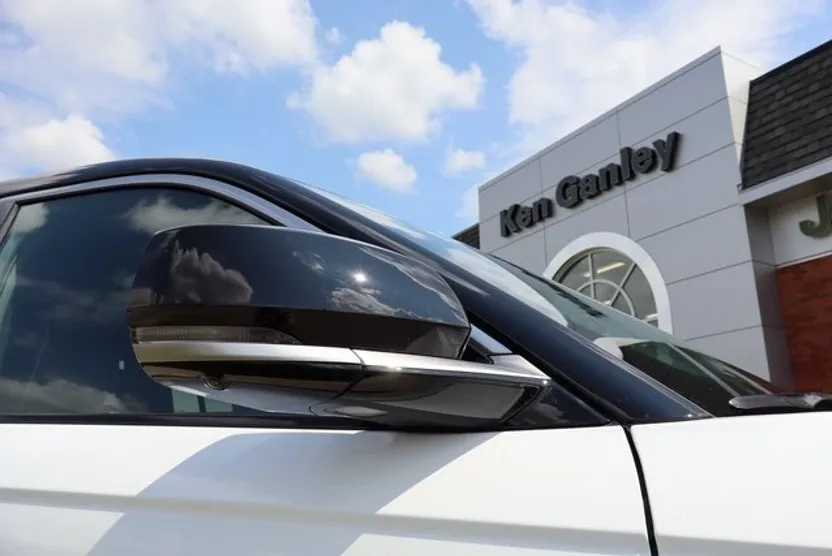 2025 Jeep Grand Cherokee L Summit photo 1