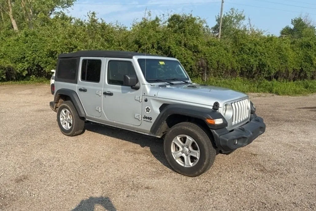 2022 Jeep Wrangler Unlimited Sport S photo 1