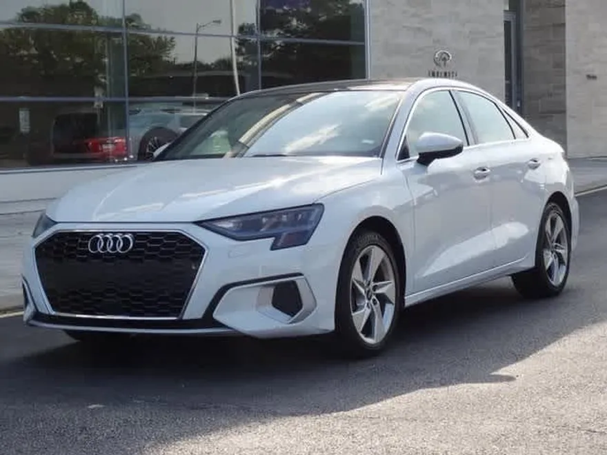 2022 Audi A3 Premium photo 1