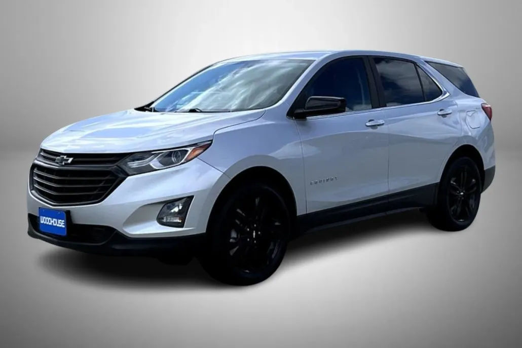 2021 Chevrolet Equinox LT photo 1
