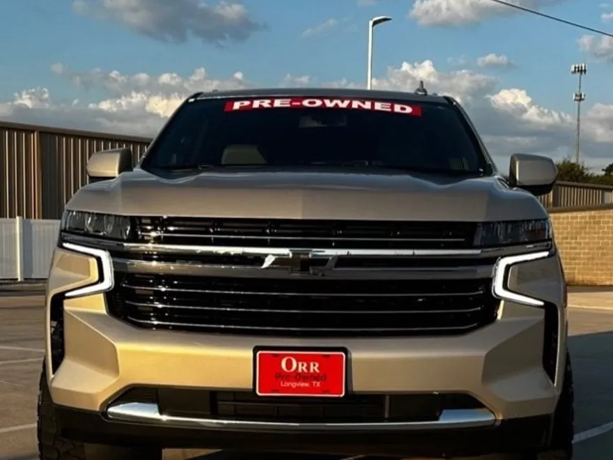 2021 Chevrolet Tahoe LT photo 1