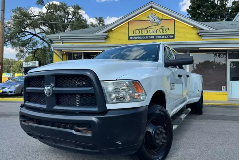 2017 Ram 3500 Tradesman photo 1