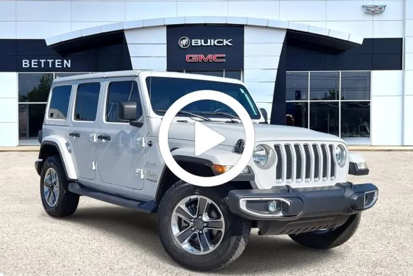 2022 Jeep Wrangler Unlimited Sahara photo 1