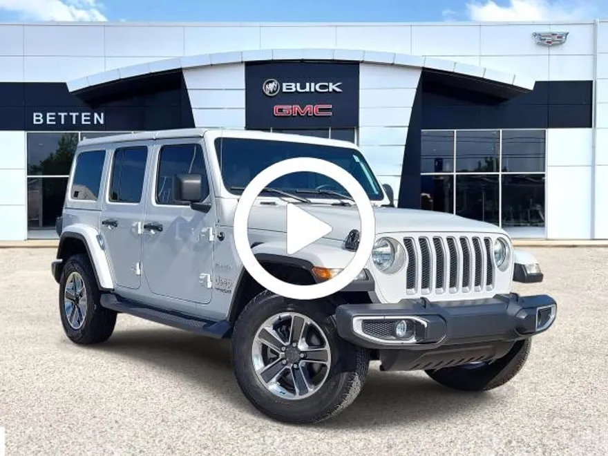 2022 Jeep Wrangler Unlimited Sahara photo 1
