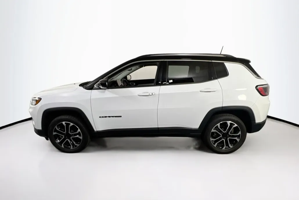 2022 Jeep Compass Limited photo 1