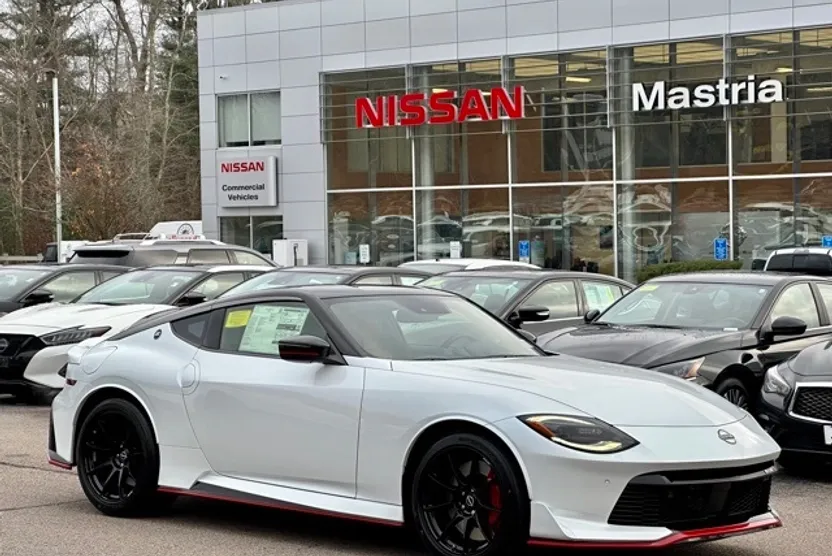 2024 Nissan Z Nismo photo 1