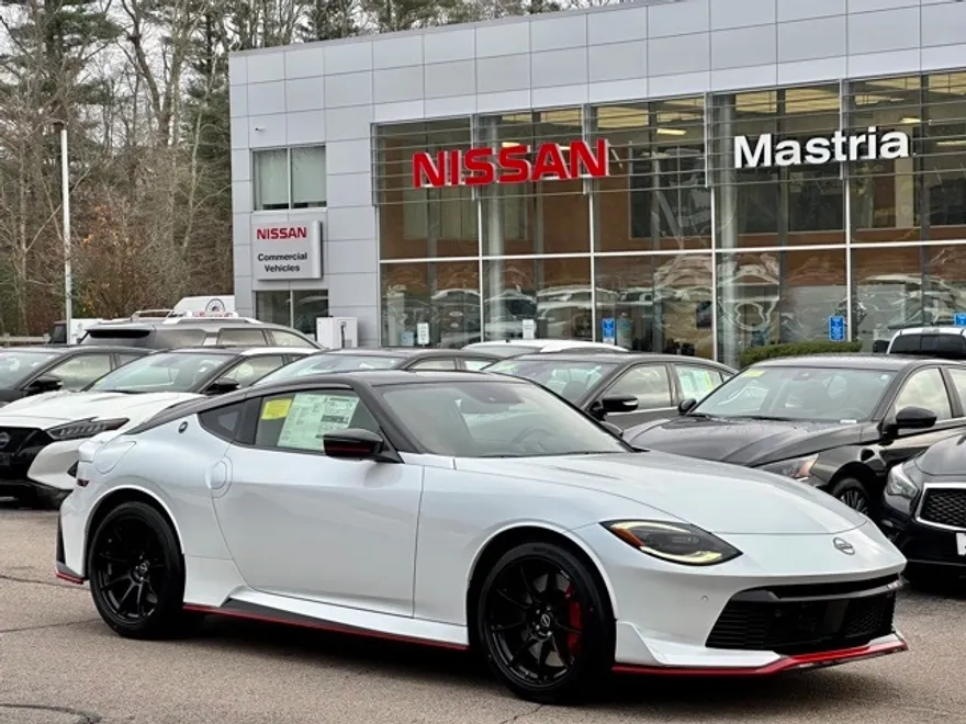 2024 Nissan Z Nismo photo 1