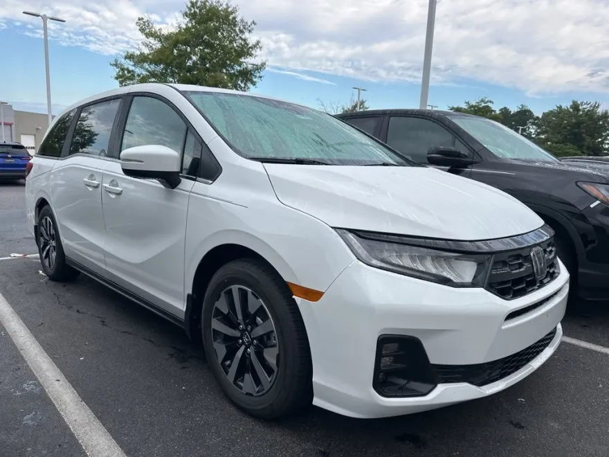 2026 Honda Odyssey EX-L photo 1