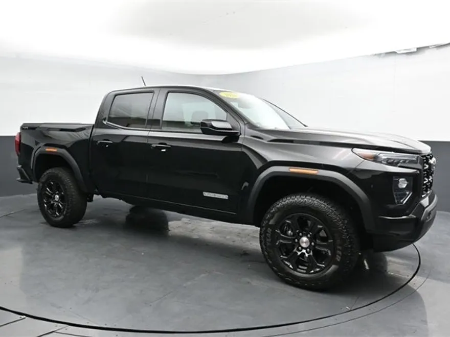2024 Gmc Canyon Elevation photo 1