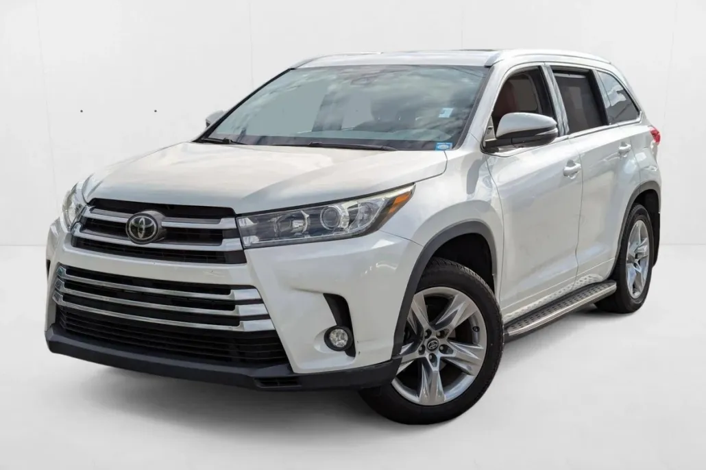 2017 Toyota Highlander Limited photo 1
