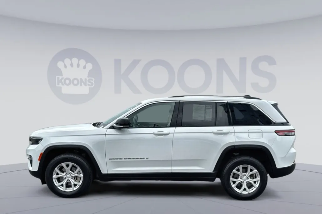 2023 Jeep Grand Cherokee Limited photo 1