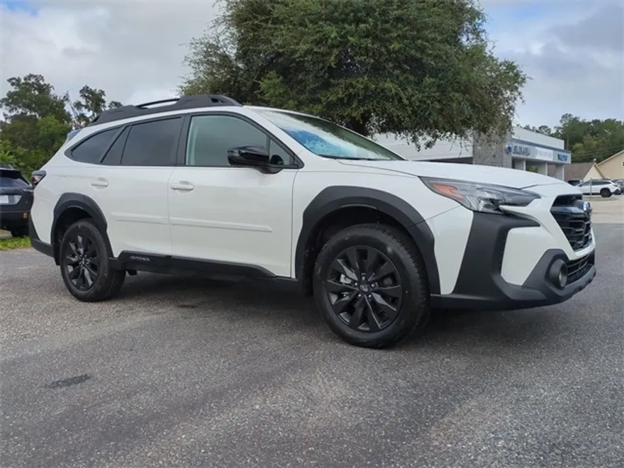 2025 Subaru Outback Onyx Edition XT photo 1