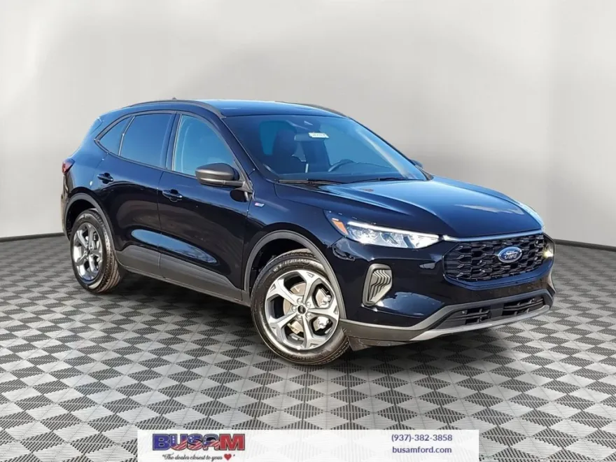 2025 Ford Escape ST-Line photo 1