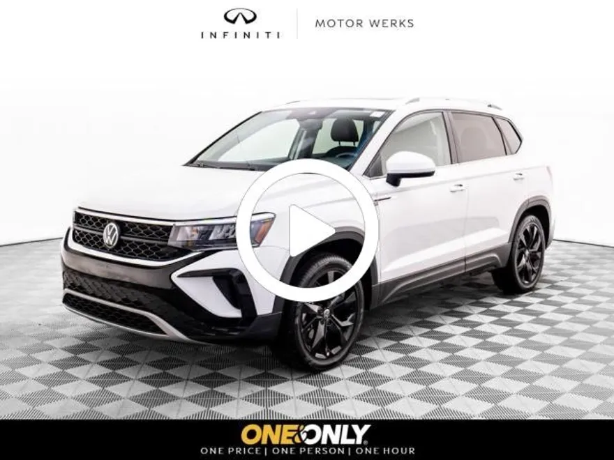 2023 Volkswagen Taos SE photo 1