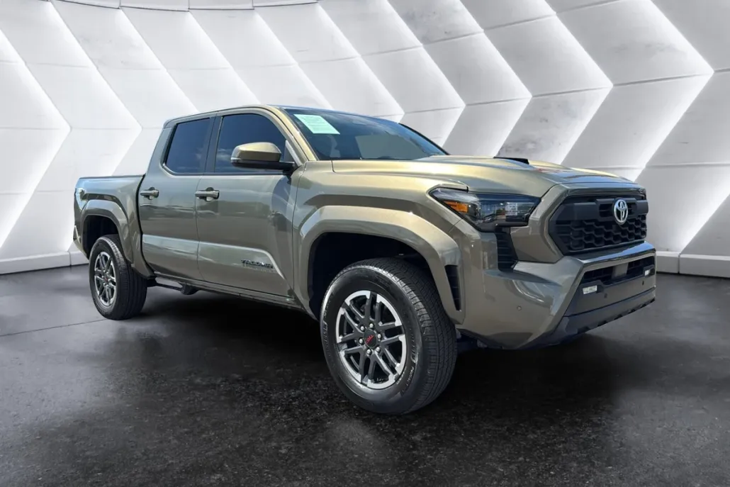 2024 Toyota Tacoma TRD Double Cab photo 1