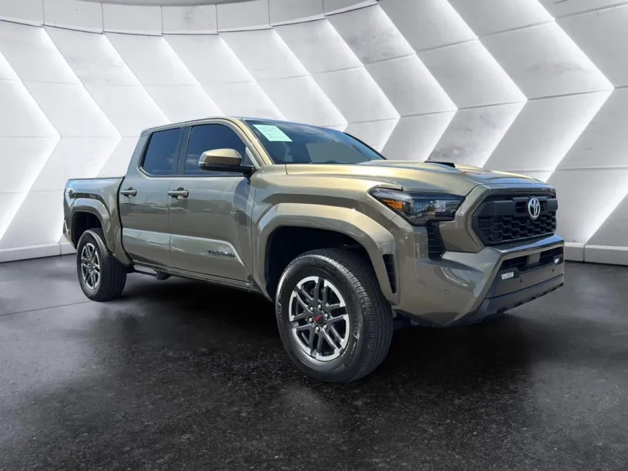 2024 Toyota Tacoma TRD Double Cab photo 1