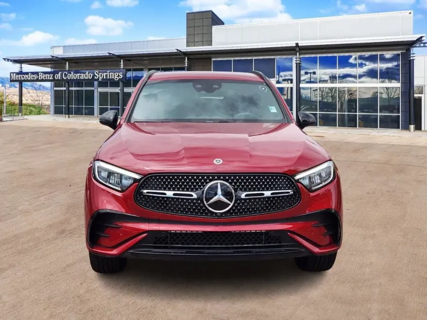 2025 Mercedes Benz GLC 300 4MATIC photo 1