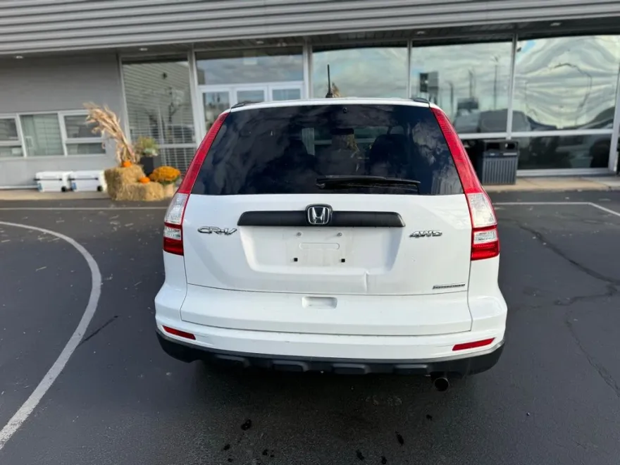 2011 Honda CR-V SE photo 1