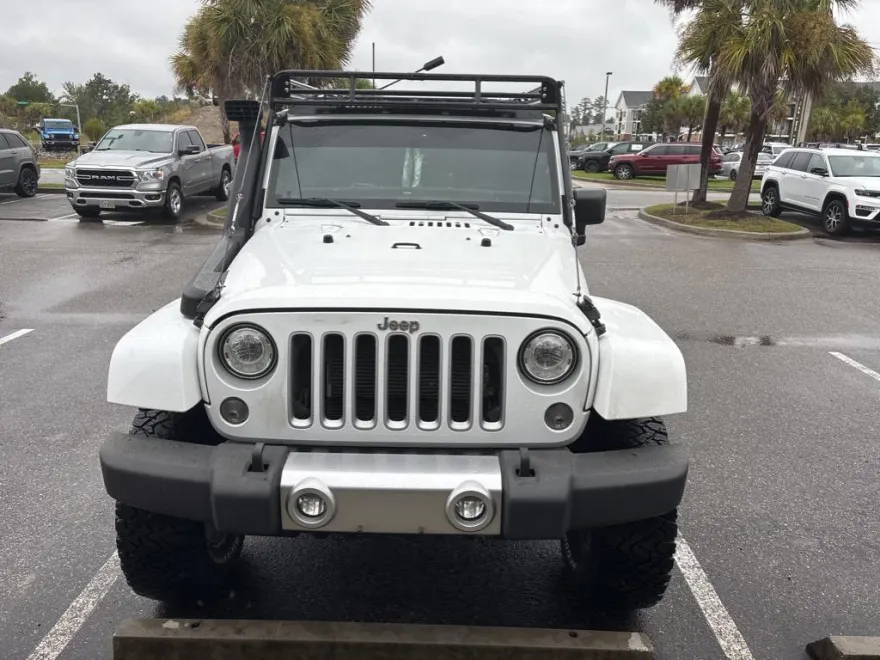 2018 Jeep Wrangler Unlimited Sahara photo 1