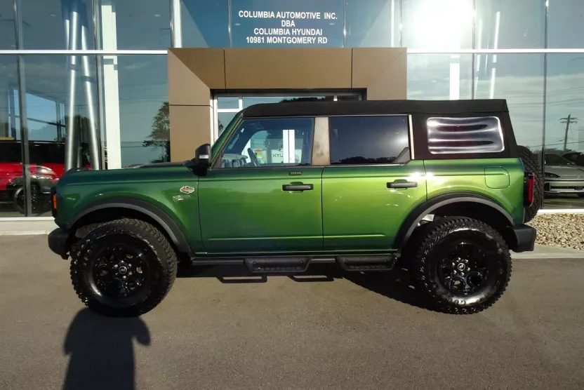 2023 Ford Bronco Base Big Bend Black Diamond Outer Banks Badlands Wildtrak Everglades photo 1