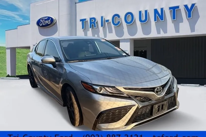 2021 Toyota Camry XSE photo 1