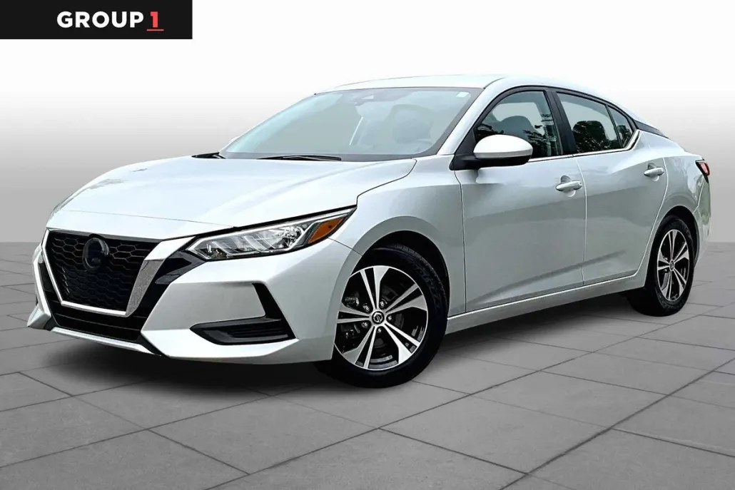 2022 Nissan Sentra SV photo 1