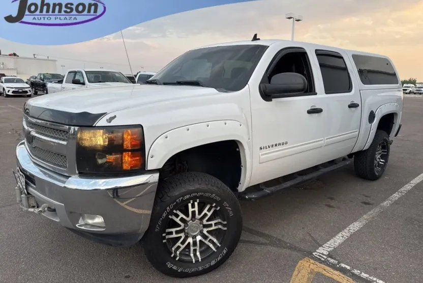 2012 Chevrolet Silverado 1500 LT photo 1