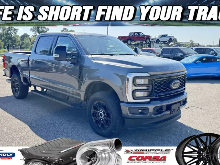 2026 Ford F-250 Lariat photo 1