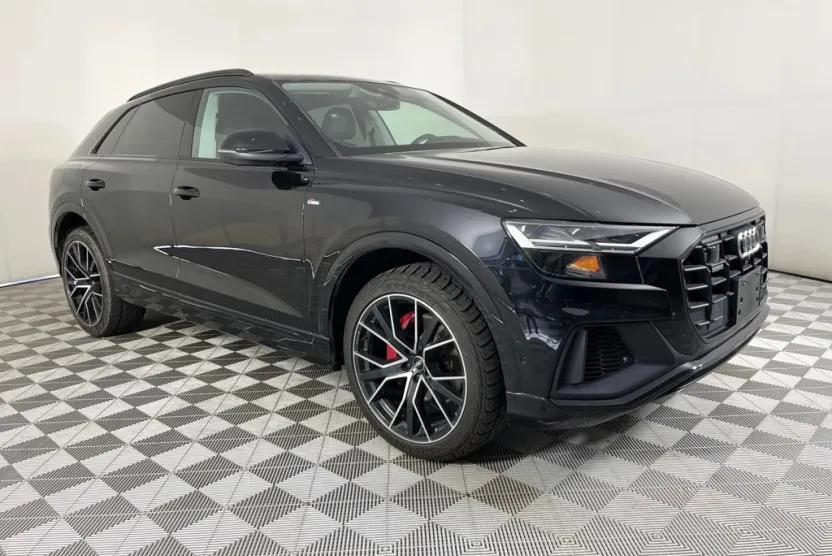 2019 Audi Q8 line Premium Plus photo 1