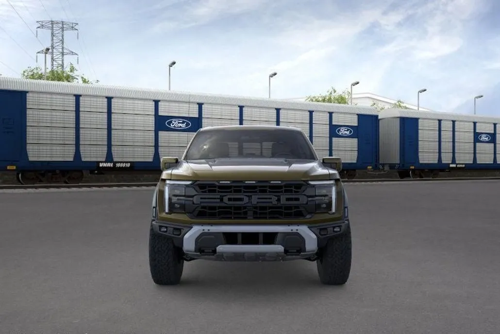 2025 Ford F-150 Raptor photo 1